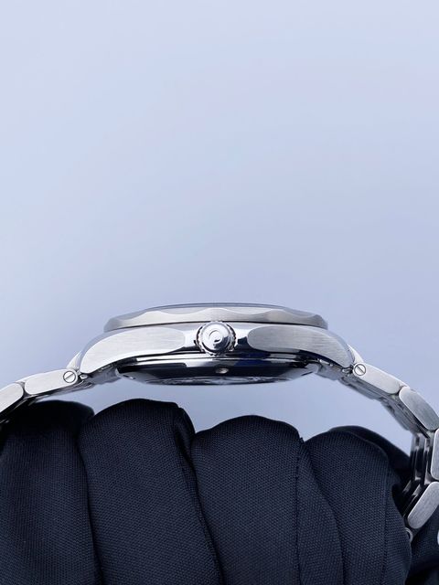 Omega Seamaster 300m 212.30.41.20.01.003 Image 4